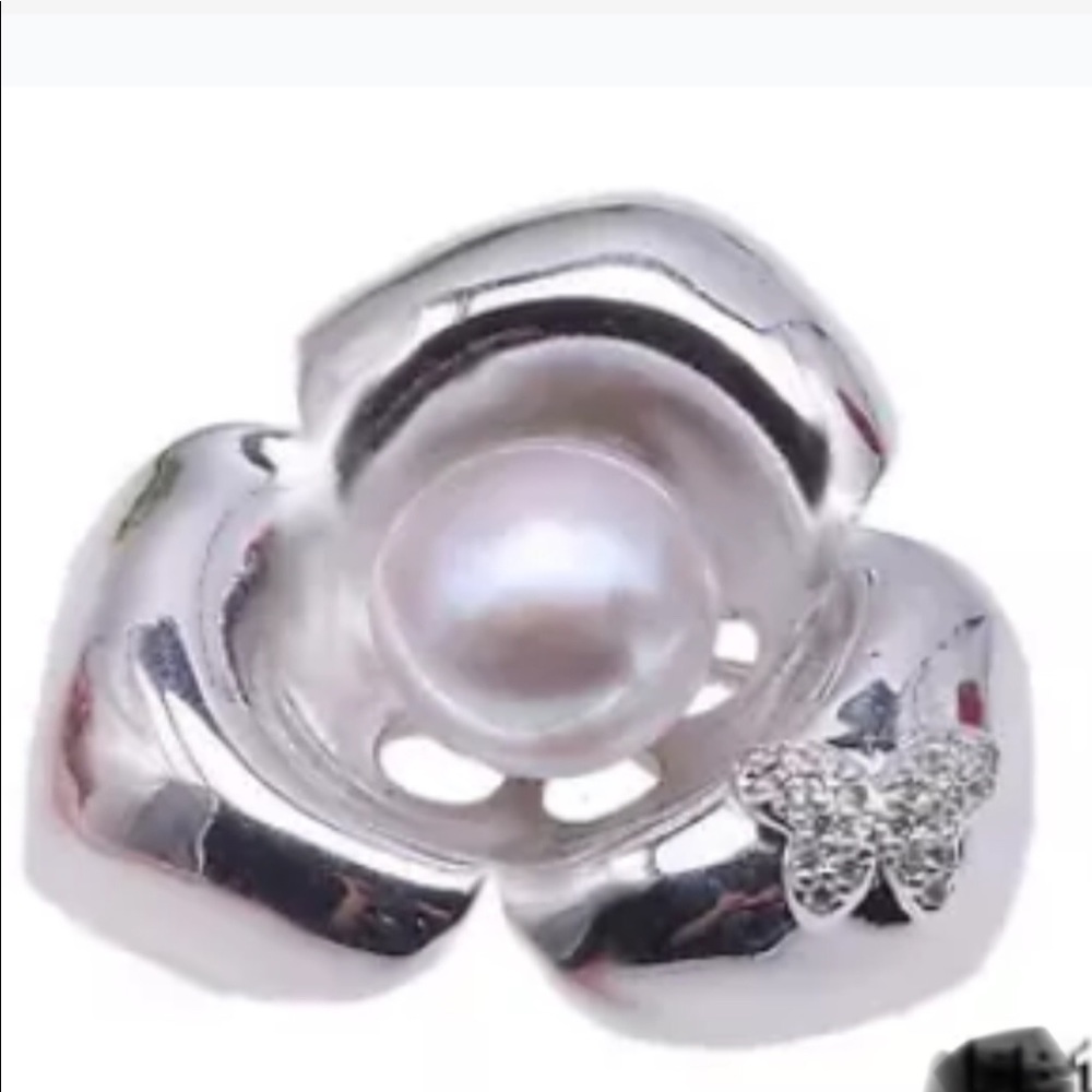 New Charming Real Natural Pearl Brooch or pendant